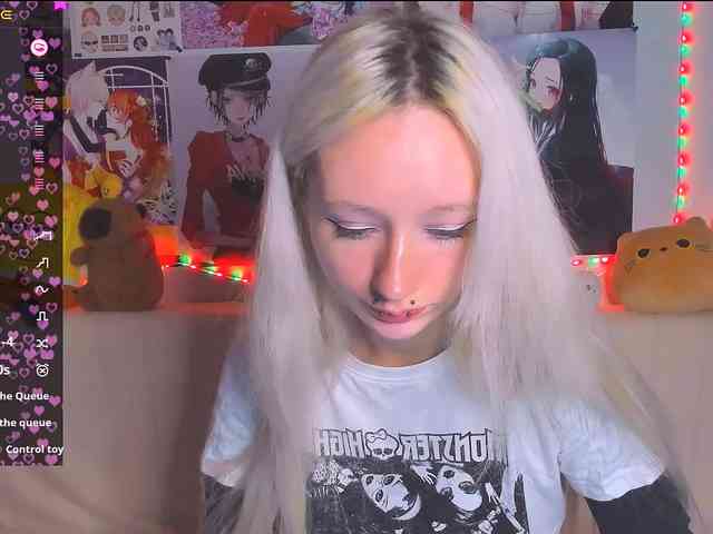 KatiaNabiee webcam