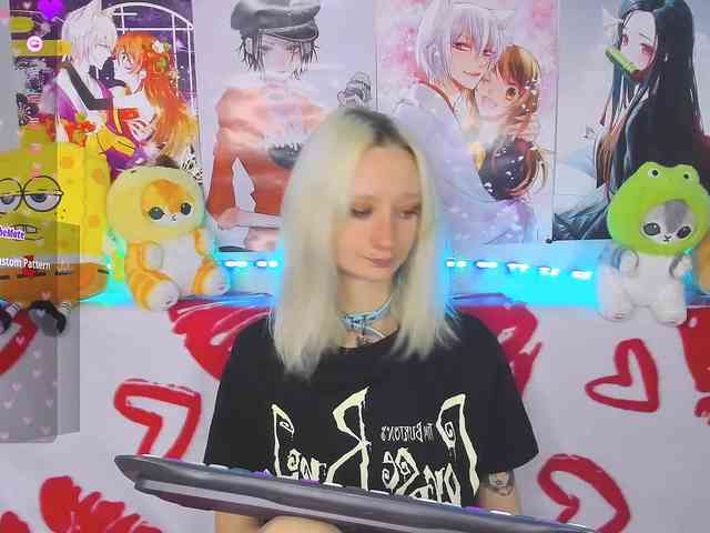 KatiaNabiee webcam