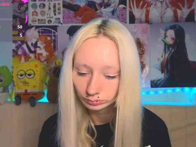 KatiaNabiee webcam