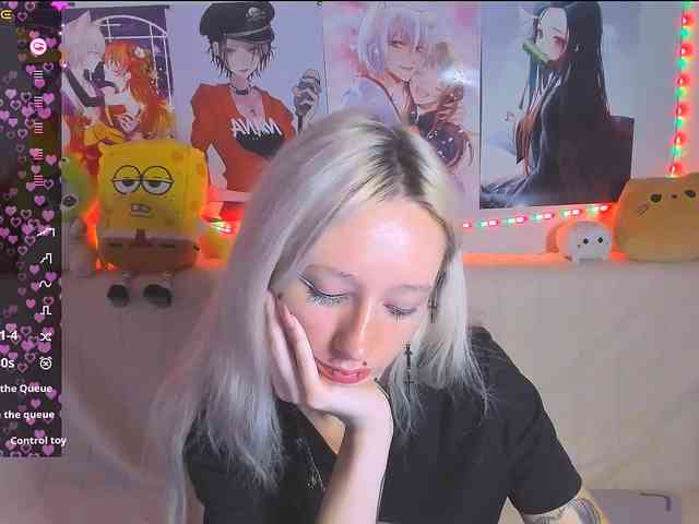 KatiaNabiee webcam