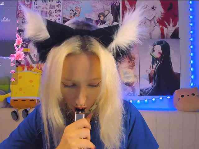 KatiaNabiee webcam