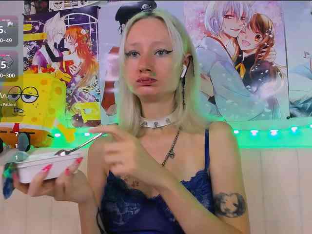 KatiaNabiee webcam