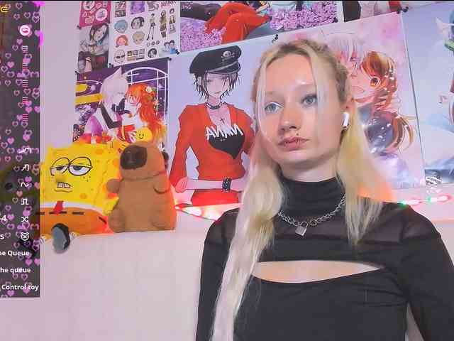KatiaNabiee webcam