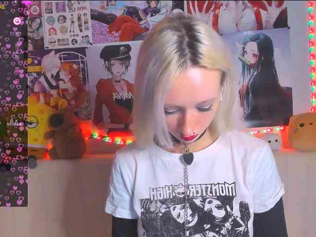 KatiaNabiee webcam