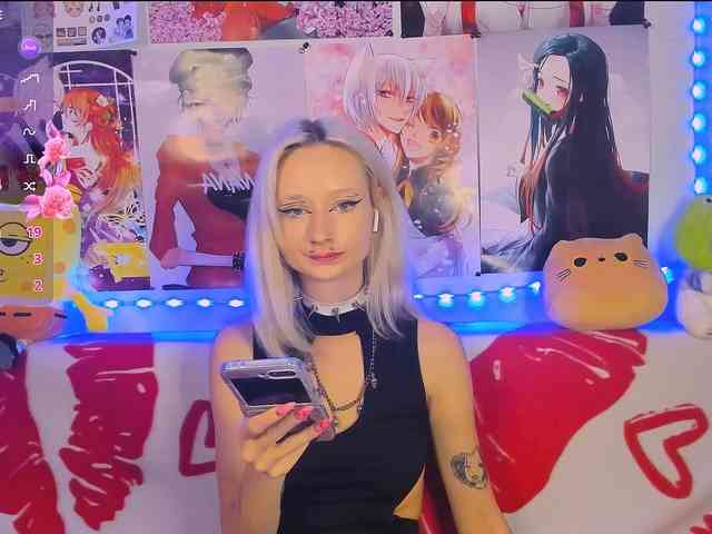 KatiaNabiee webcam