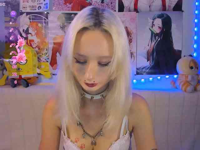 KatiaNabiee webcam