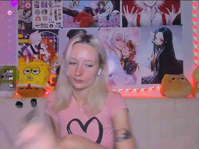 katianabiee's live room
