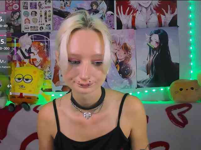 KatiaNabiee webcam