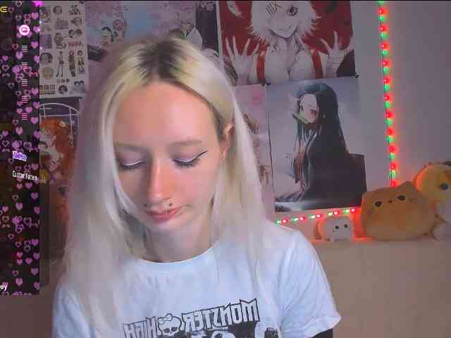 KatiaNabiee webcam