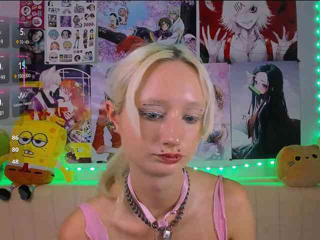 KatiaNabiee webcam