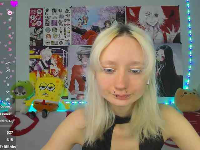 KatiaNabiee webcam