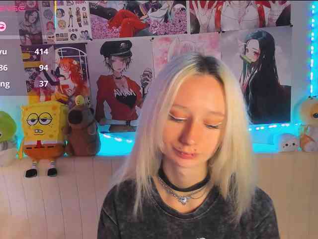 KatiaNabiee webcam