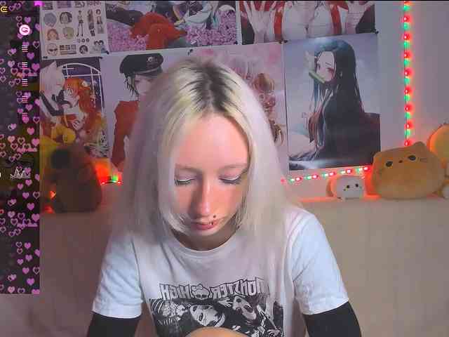 KatiaNabiee webcam