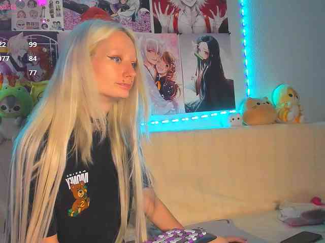 KatiaNabiee webcam