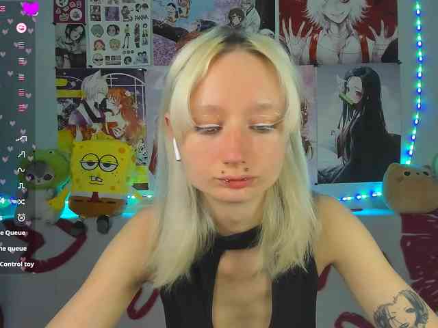KatiaNabiee webcam