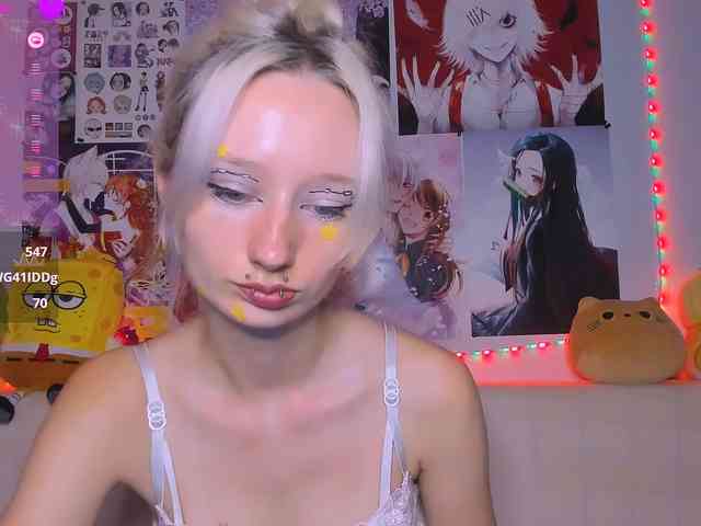 KatiaNabiee webcam