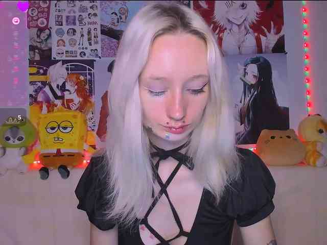 KatiaNabiee webcam
