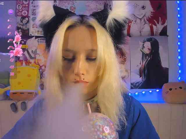 KatiaNabiee webcam