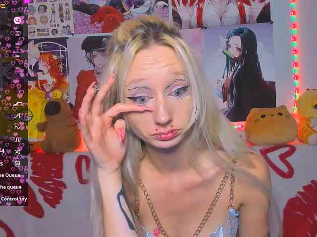 KatiaNabiee webcam