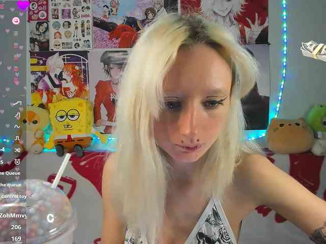 KatiaNabiee webcam