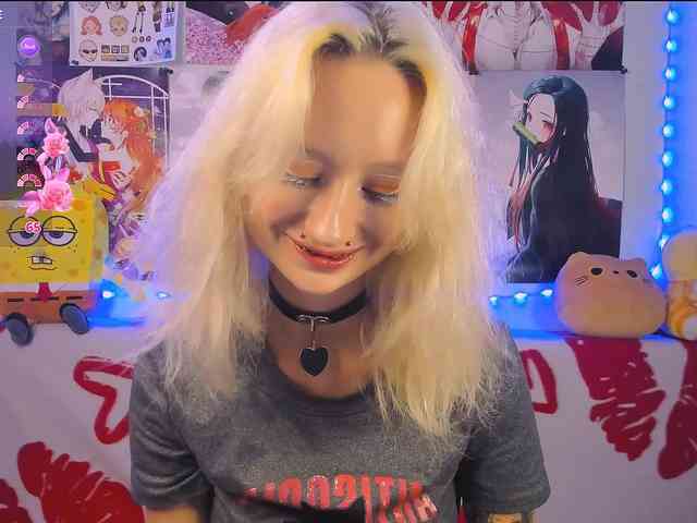 KatiaNabiee webcam