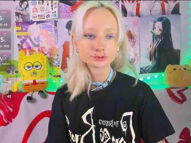 KatiaNabiee webcam