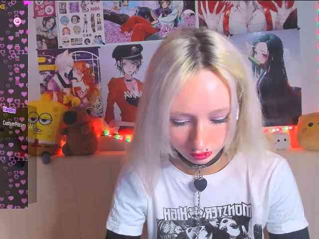 KatiaNabiee webcam