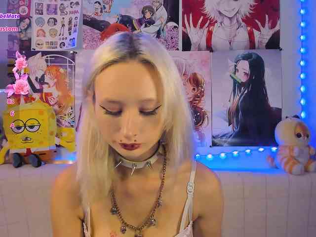 KatiaNabiee webcam