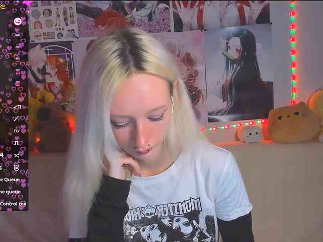 KatiaNabiee webcam