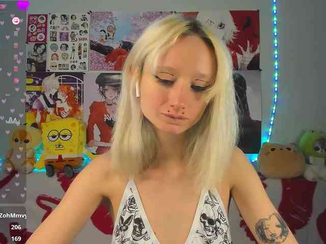 KatiaNabiee webcam
