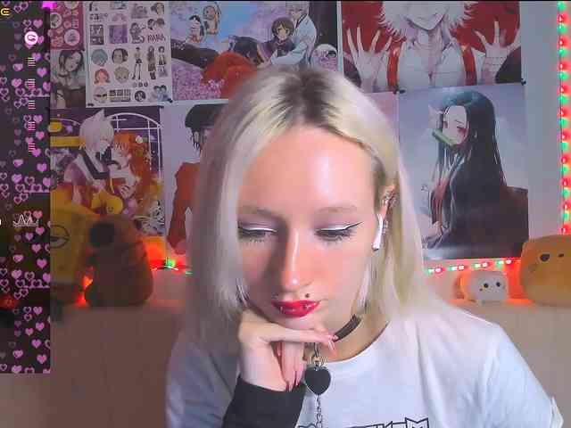 KatiaNabiee webcam