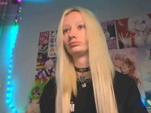 KatiaNabiee webcam