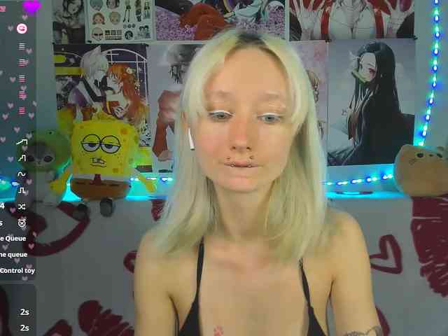 KatiaNabiee webcam