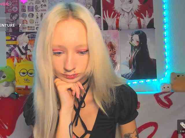 KatiaNabiee webcam