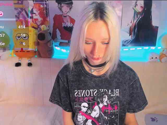 KatiaNabiee webcam