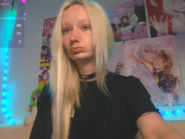 KatiaNabiee webcam