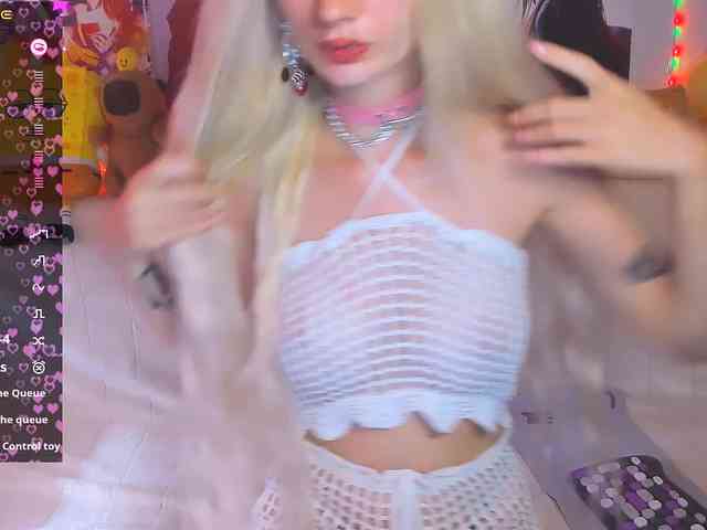 katianabiee's live room