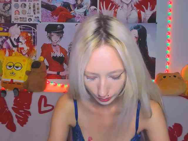 KatiaNabiee webcam