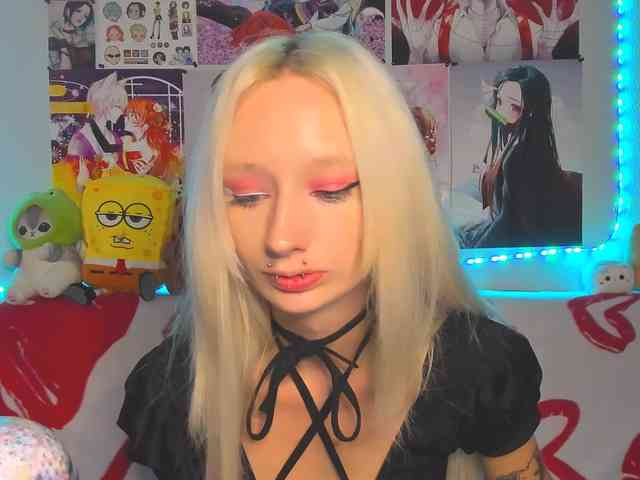 KatiaNabiee webcam