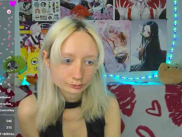 KatiaNabiee webcam