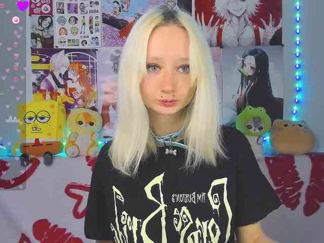 KatiaNabiee webcam