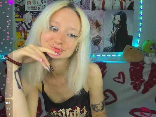 KatiaNabiee webcam