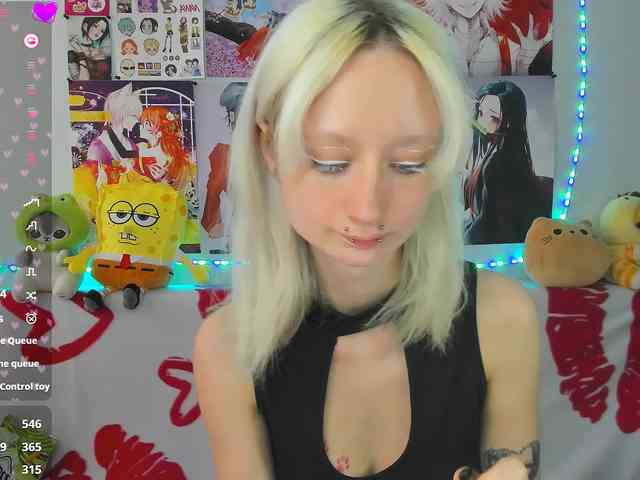 KatiaNabiee webcam