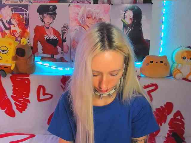 KatiaNabiee webcam