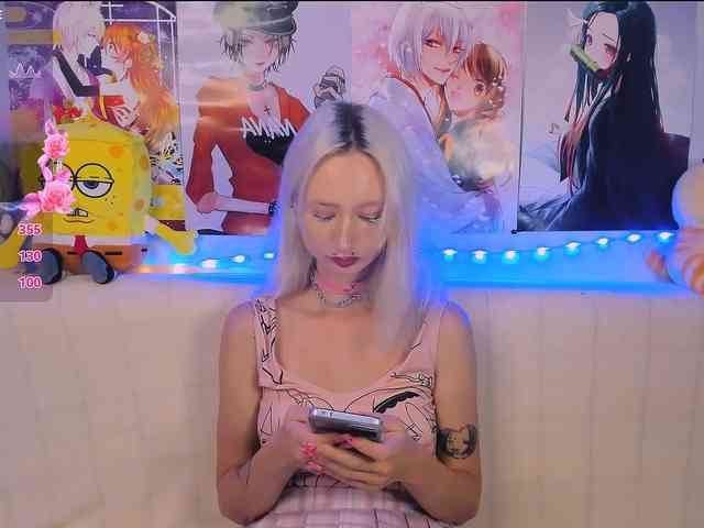 KatiaNabiee webcam