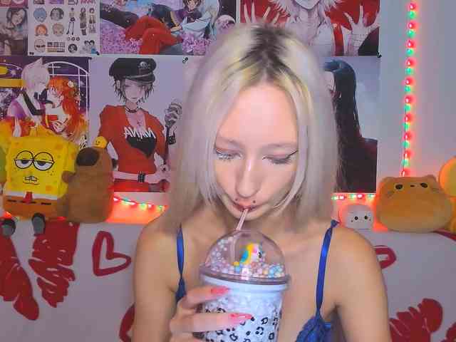 KatiaNabiee webcam