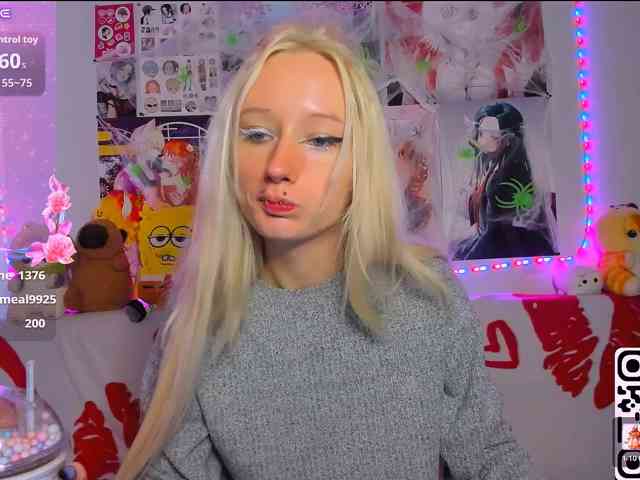 Modèle: KatiaNabiee
