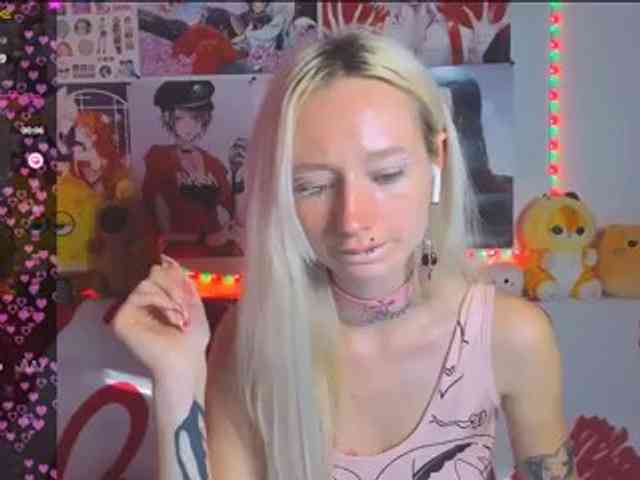 KatiaNabiee webcam