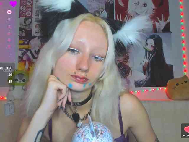 KatiaNabiee webcam