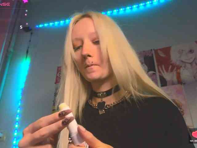 KatiaNabiee webcam